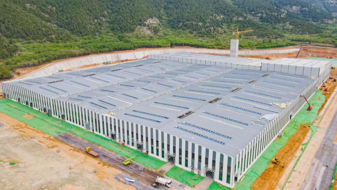 全國單體最大循環(huán)制造新能源汽車鋼結構主廠房完成交付